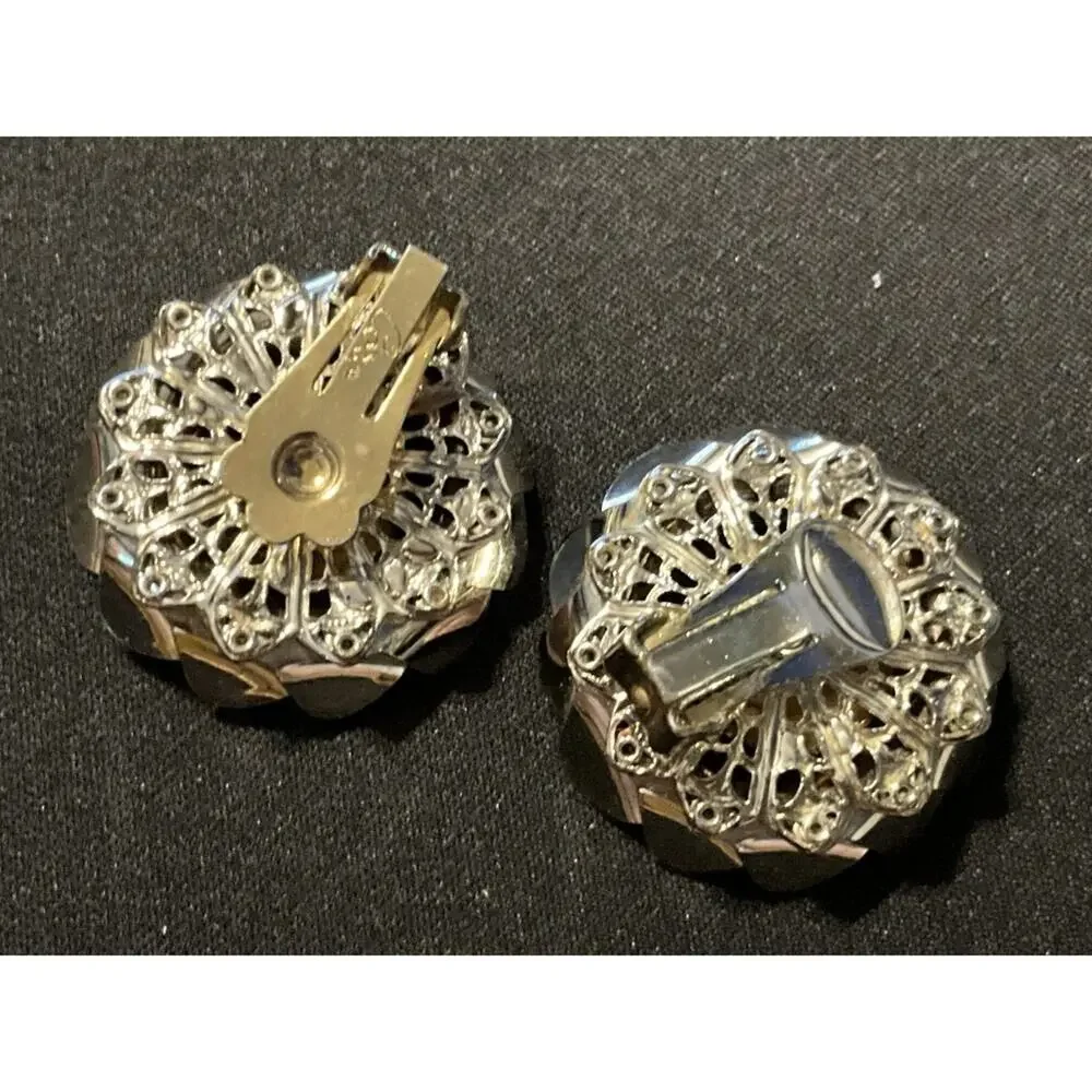 Vintage Silver Tone Flower Shaped Clip On Earrings